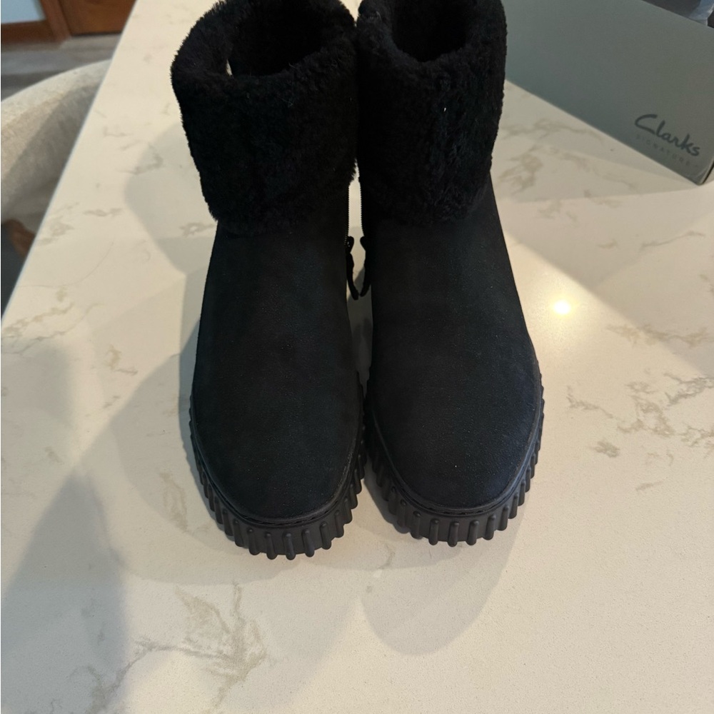 Clarks Black Winter Boots Slip-On Ankle Height